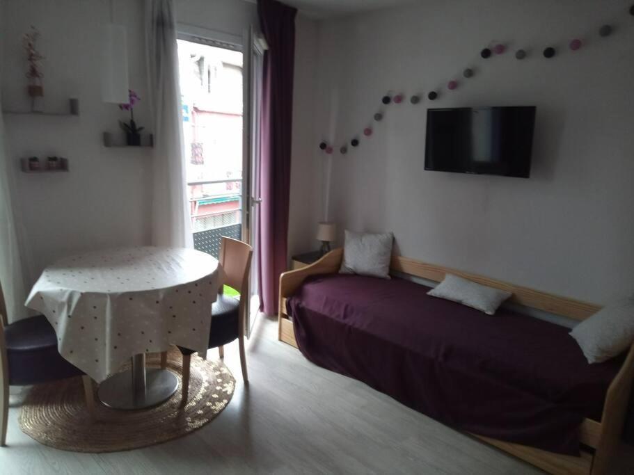 Agreable Studio Familial A Lourdes, Proche Gare Exterior foto